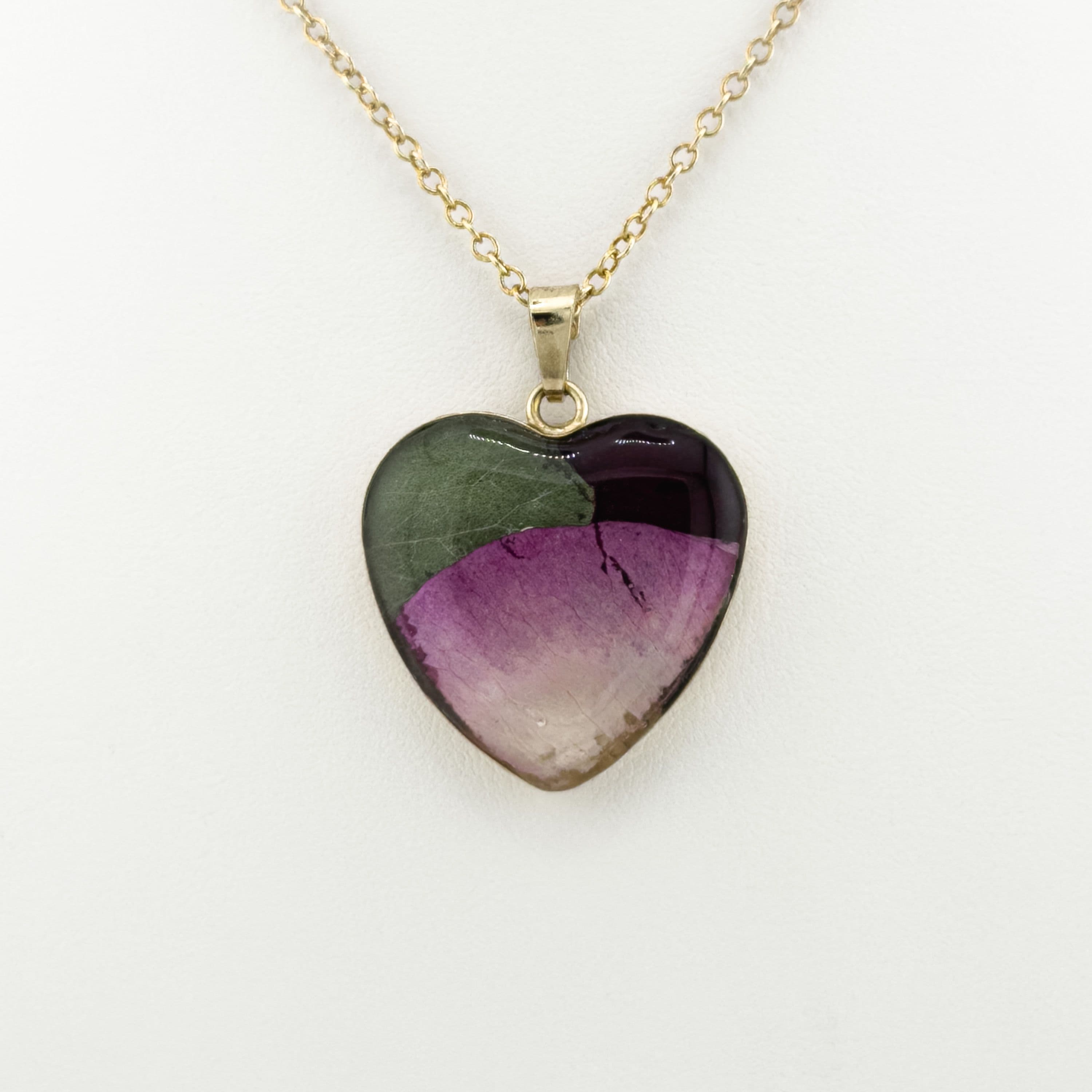 Zawieszka z żywicy z kwiatami z bukietu ślubnego