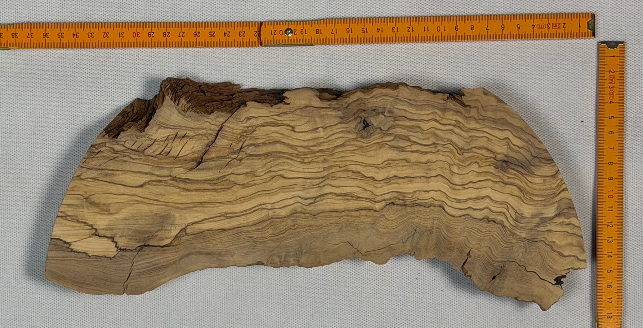 250325/S/2 - miniaturka