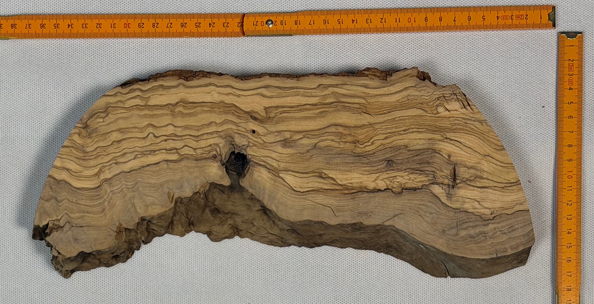 250325/S/2 - miniaturka